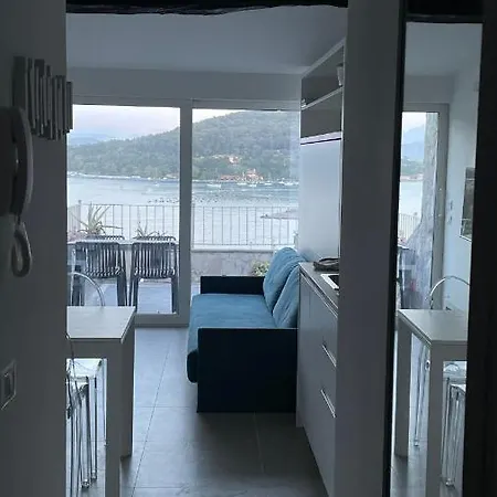 Seafront Rooftop Flat W/ Terrace * Portovenere