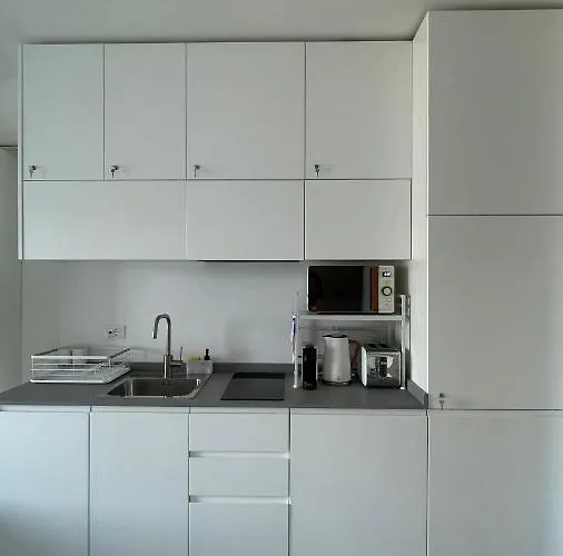 Seafront Rooftop Flat W/ Terrace *